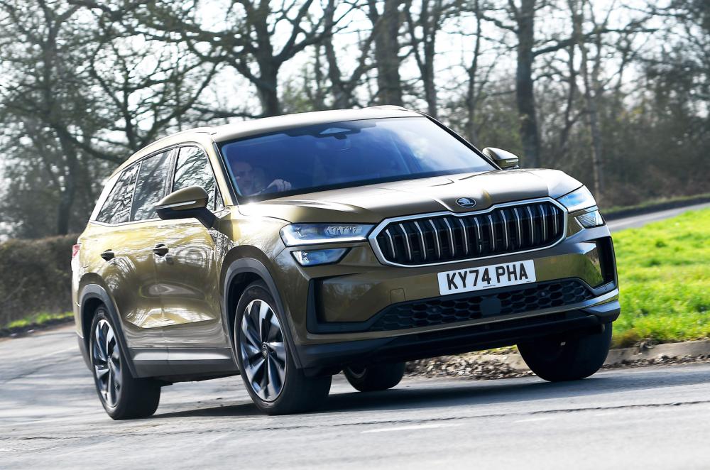 Skoda Kodiaq front cornering