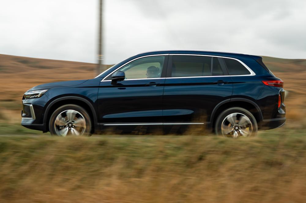 Skywell BE11 driving side