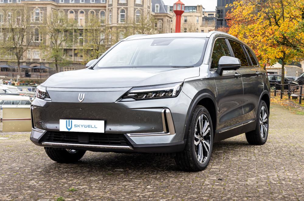 Skywell BE11 front left static