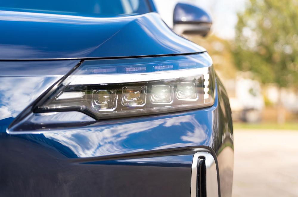 Skywell BE11 headlights