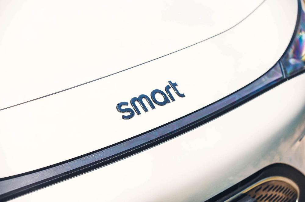 Smart #3 front badge detail