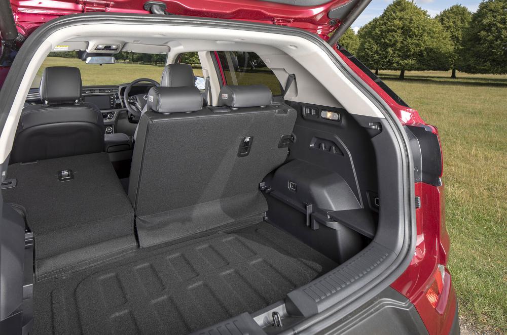 Ssangyong Korando boot open