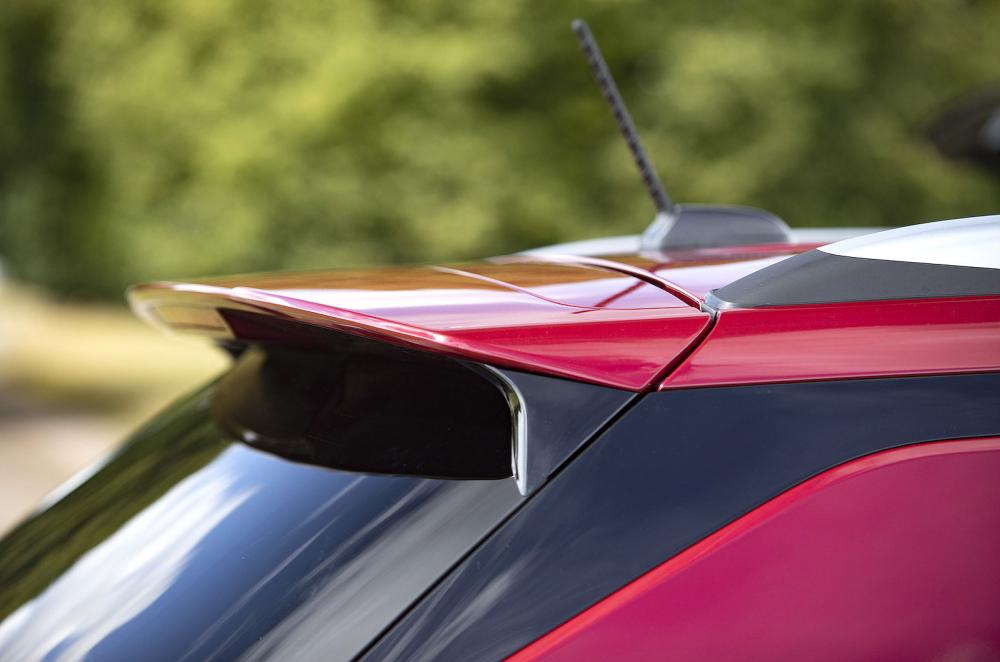 Ssangyong Korando rear roof detail