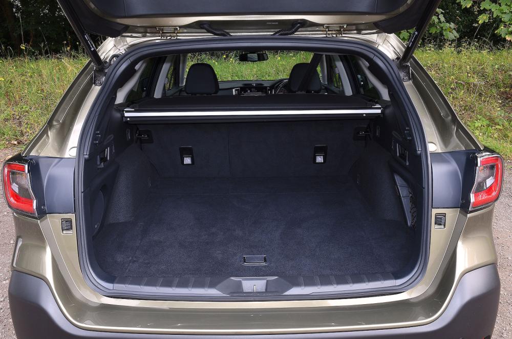 Subaru Outback boot