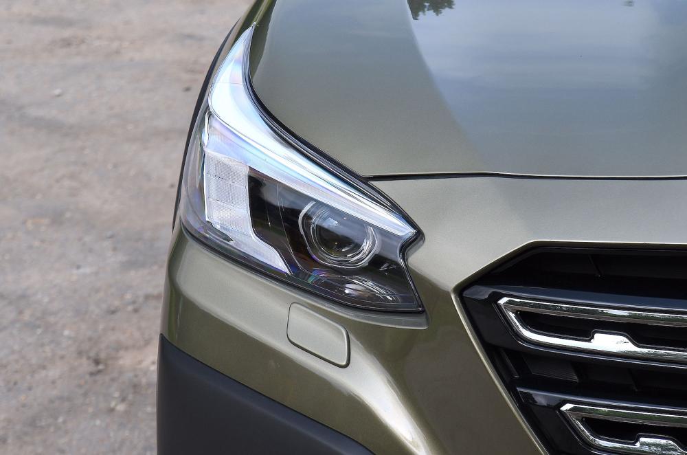 Subaru Outback headlights