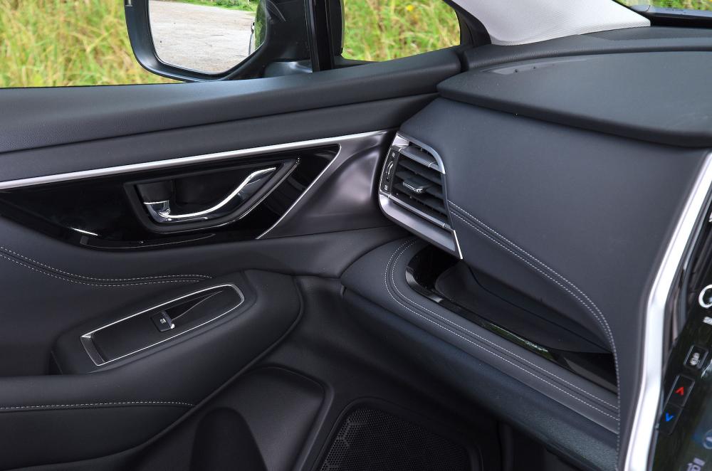 Subaru Outback interior detail