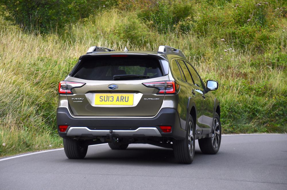 Subaru Outback rear cornering