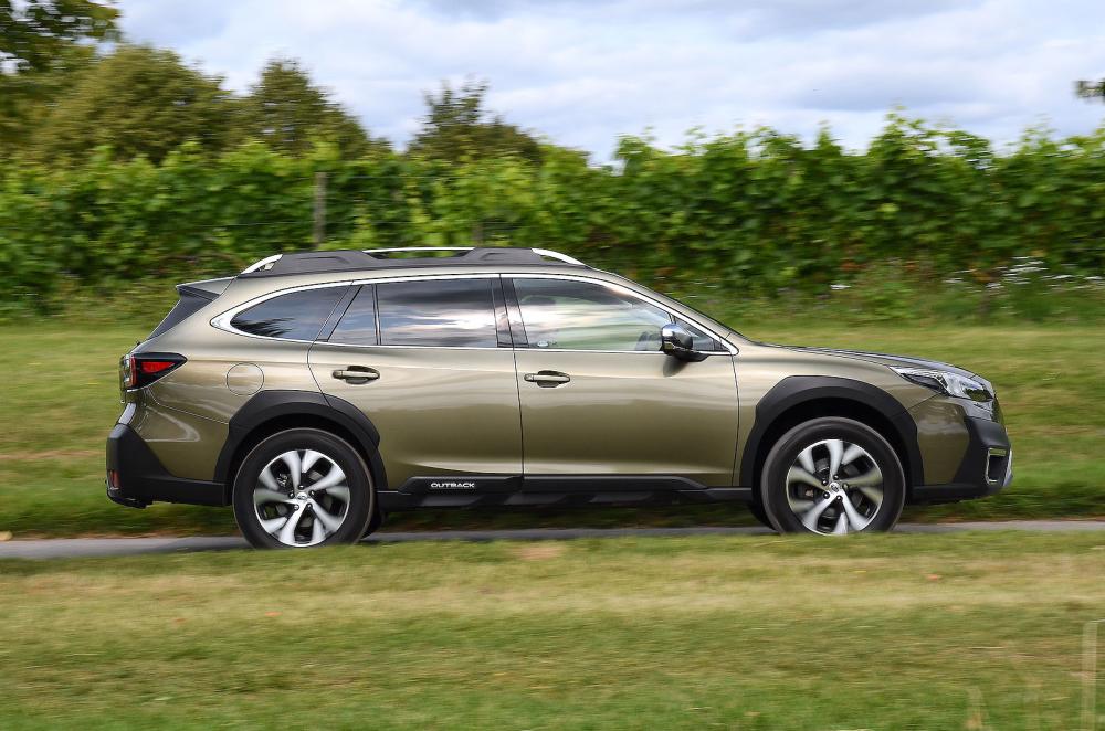 Subaru Outback right driving