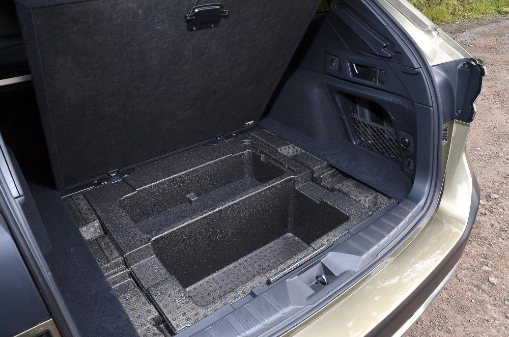 Subaru Outback underfloor boot storage