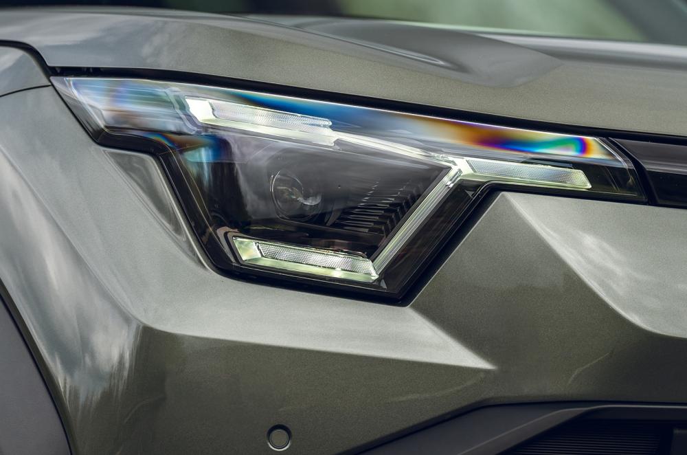 Suzuki eVitara headlight