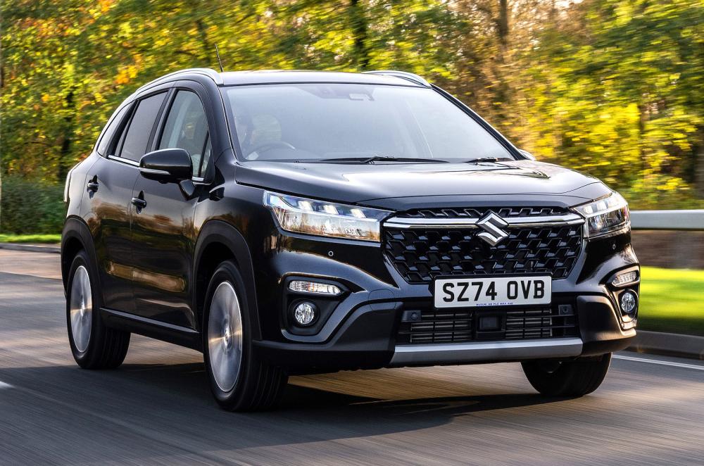Suzuki S-Cross front right driving