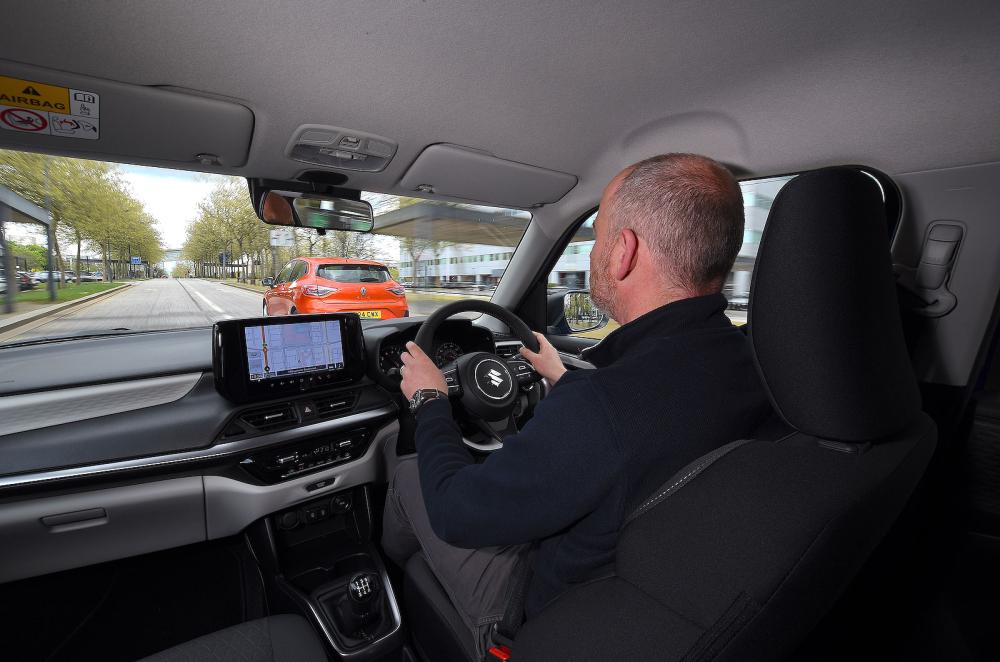 Suzuki Swift Hybrid test drive