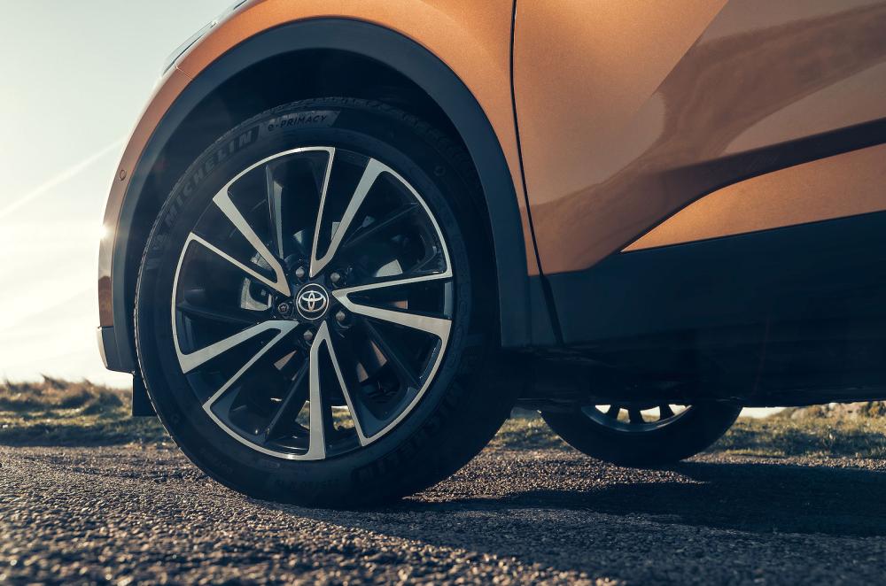 Toyota C-HR alloy wheel detail