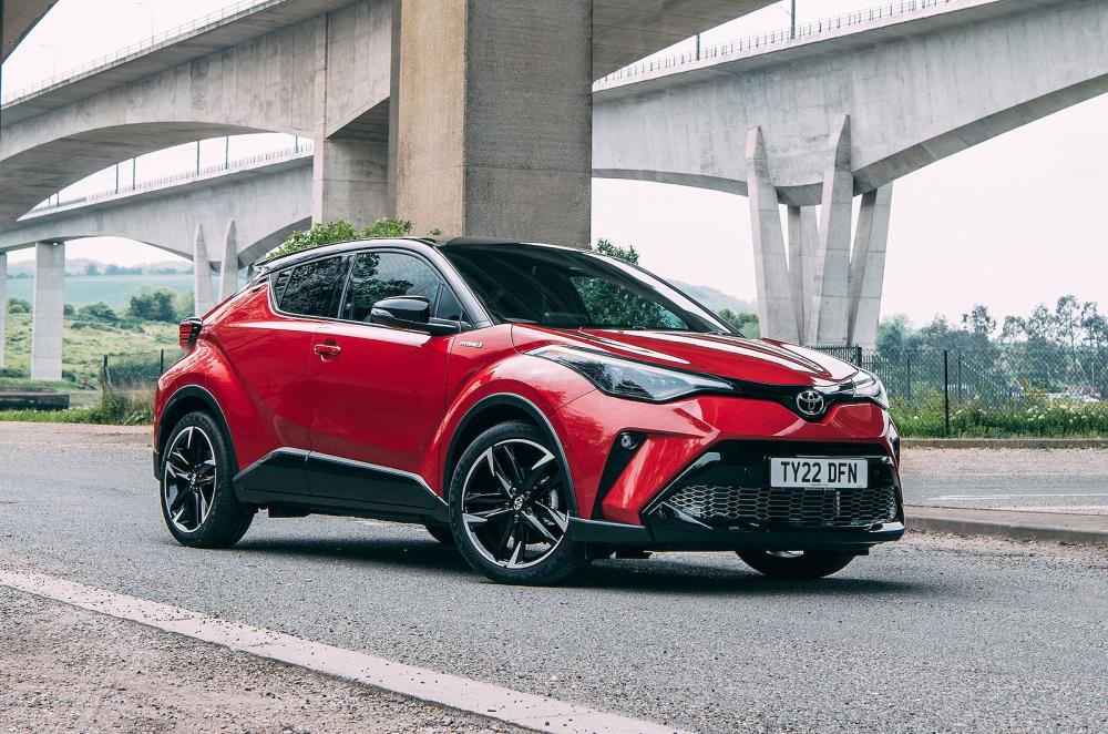 Toyota C-HR front right static