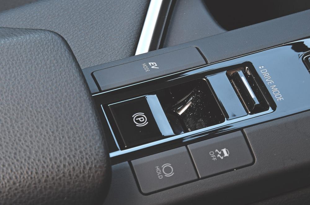 Toyota C-HR interior detail