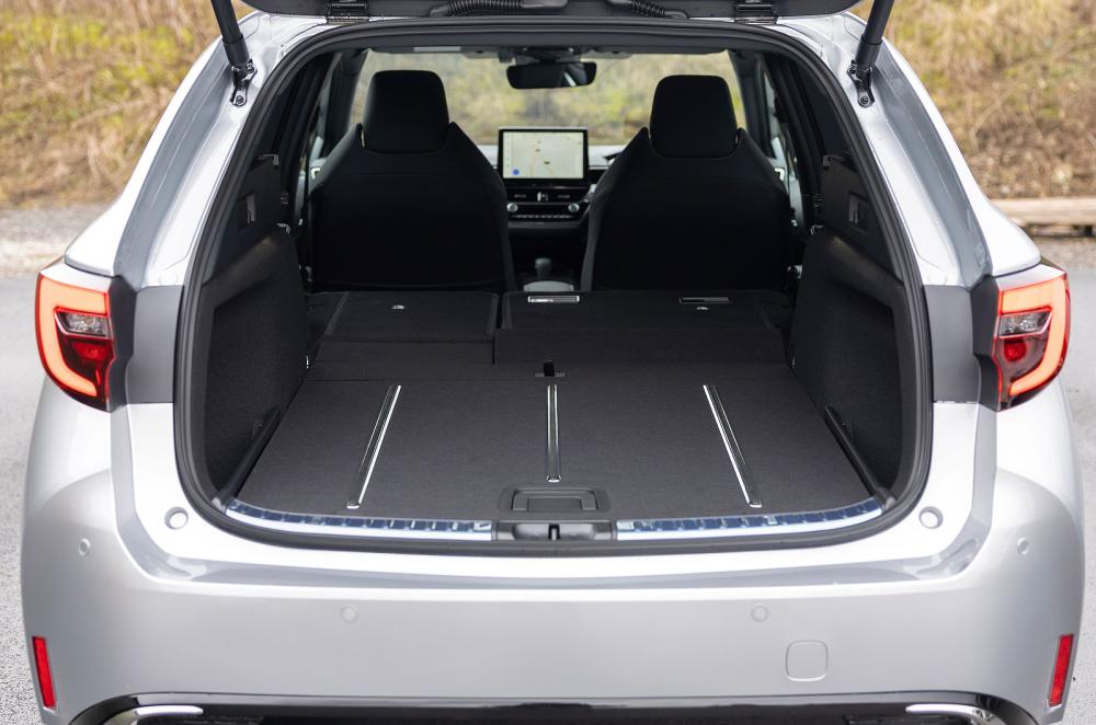 Toyota Corolla Touring Sports boot