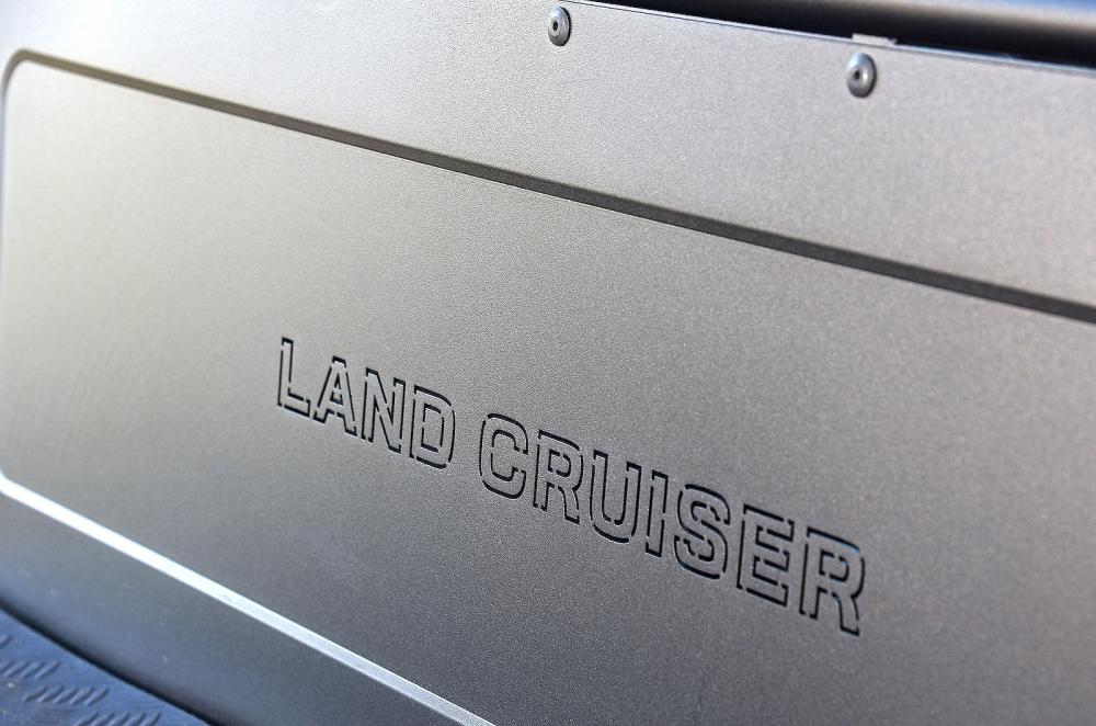 Toyota Land Cruiser Commercial badge detail