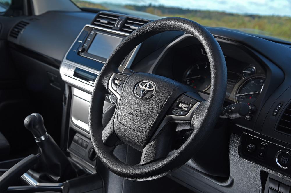 Toyota Land Cruiser Commercial interior steering wheel