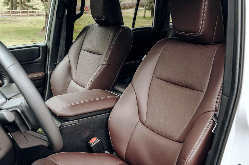 Toyota Land Cruiser front seats