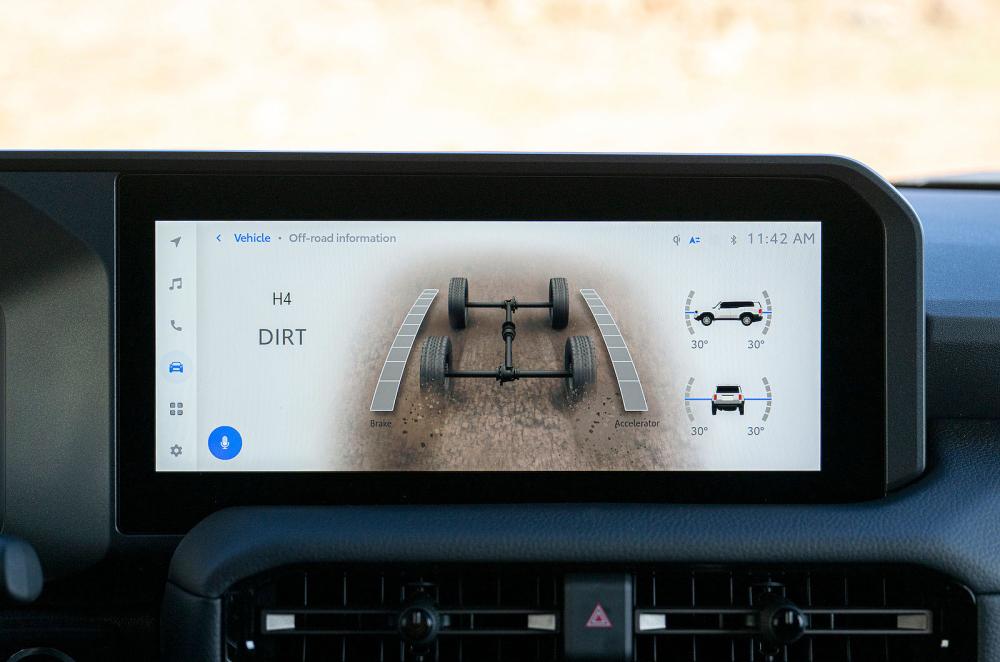 Toyota Land Cruiser infotainment touchscreen