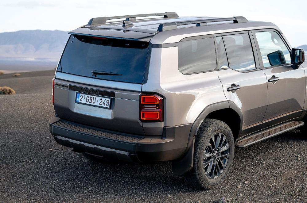 Toyota Land Cruiser rear detail