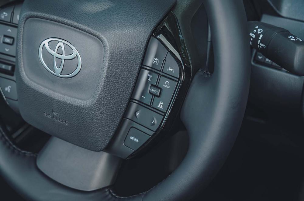 Toyota Prius interior steering wheel buttons