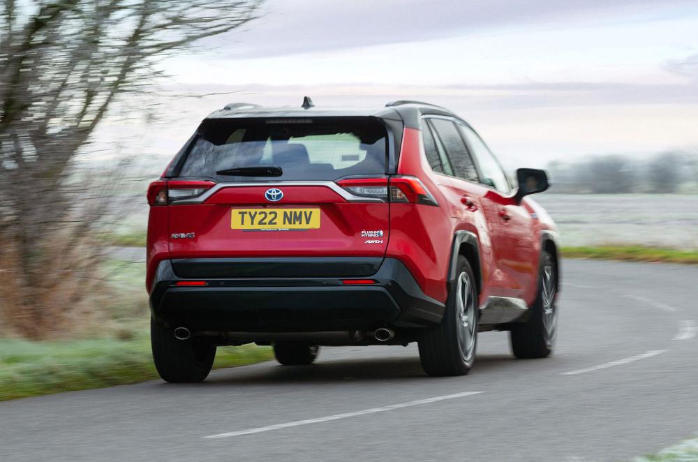 Toyota RAV4 rear cornering