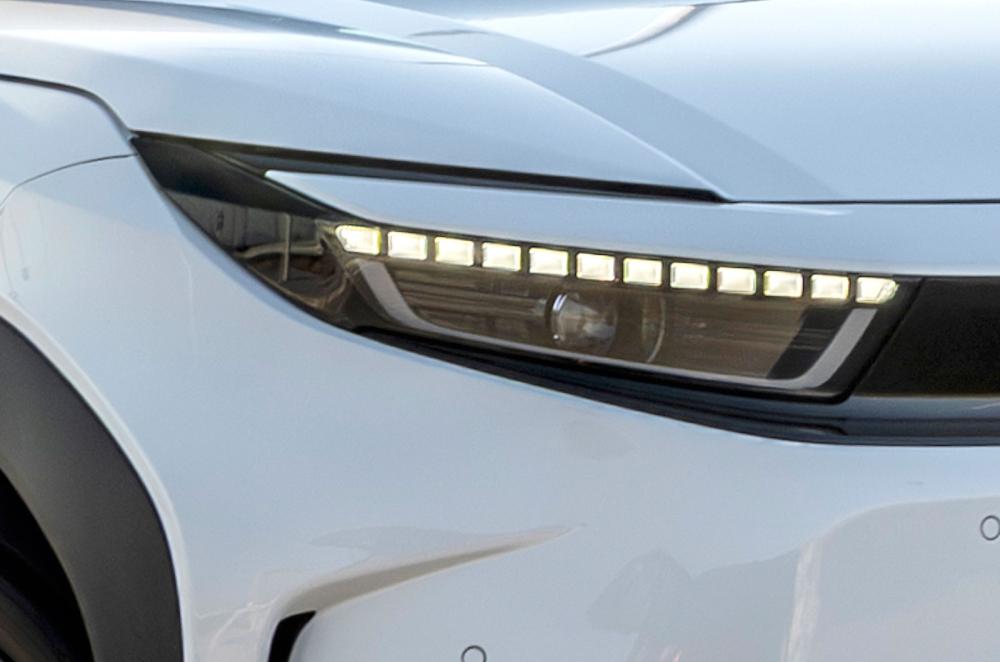 Toyota Urban Cruiser headlights