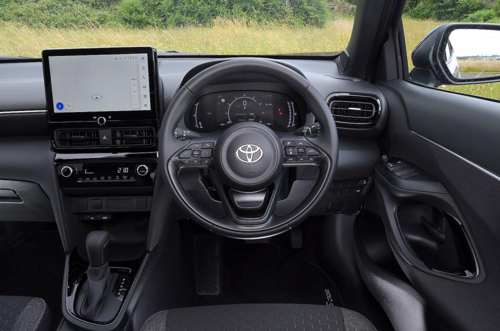 Toyota Yaris Cross dashboard