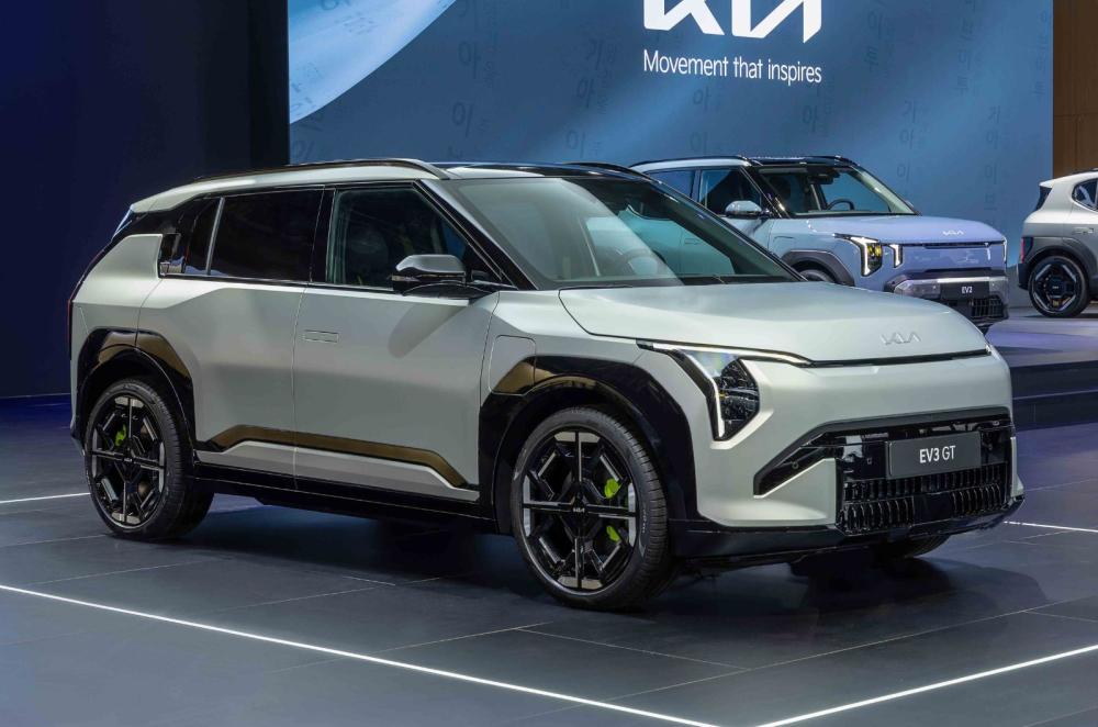 Kia EV3 GT static