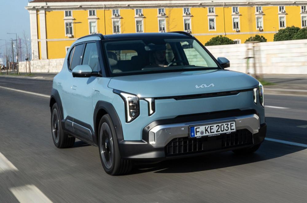 Kia EV2 front dynamic 