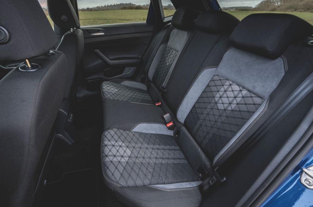 Volkswagen Polo Black Edition interior 