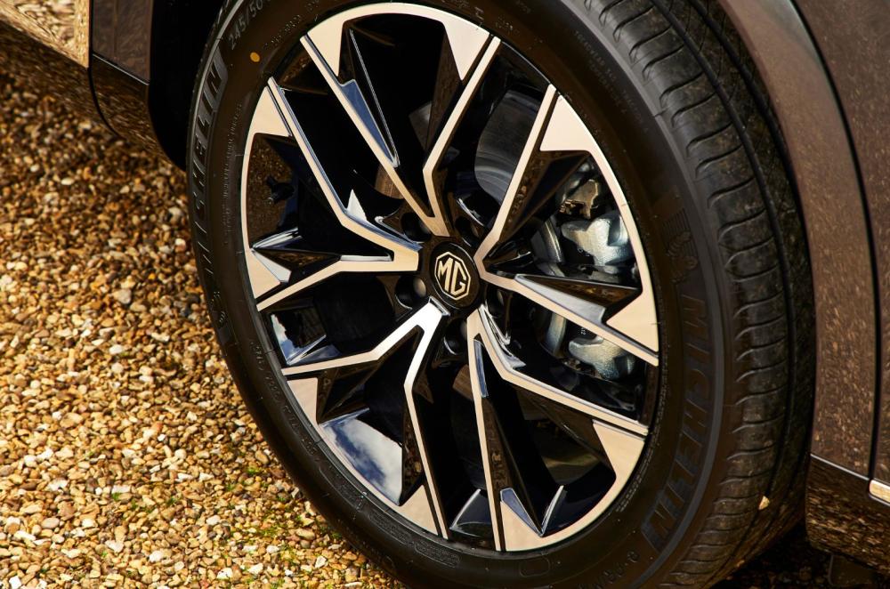 MG S9 PHEV exterior still details