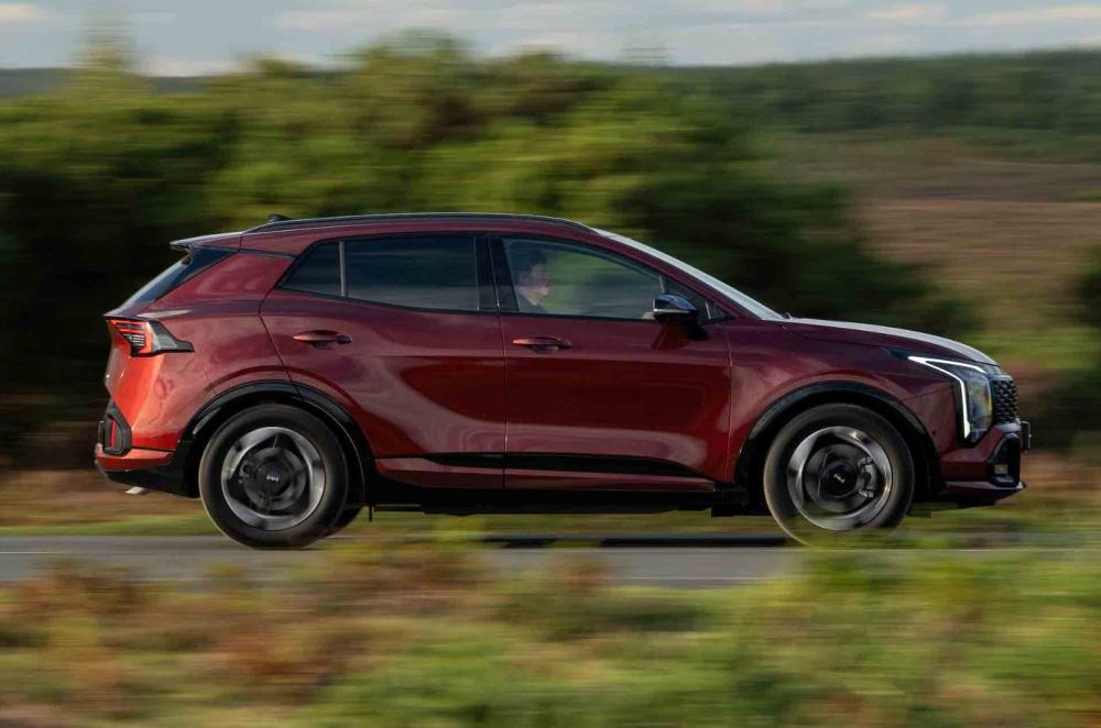 Kia Sportage dynamic side profile