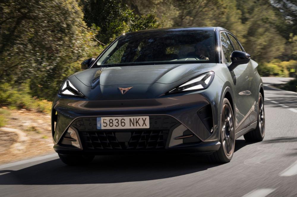 Cupra Raval front dynamic