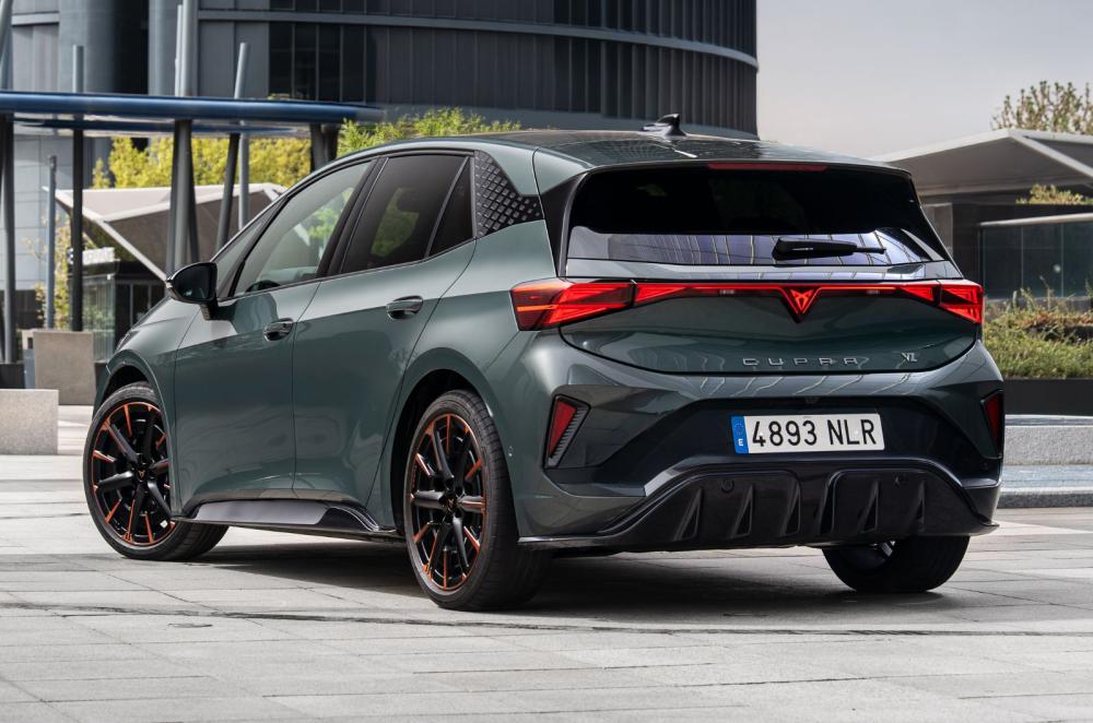 Cupra Born exterior still