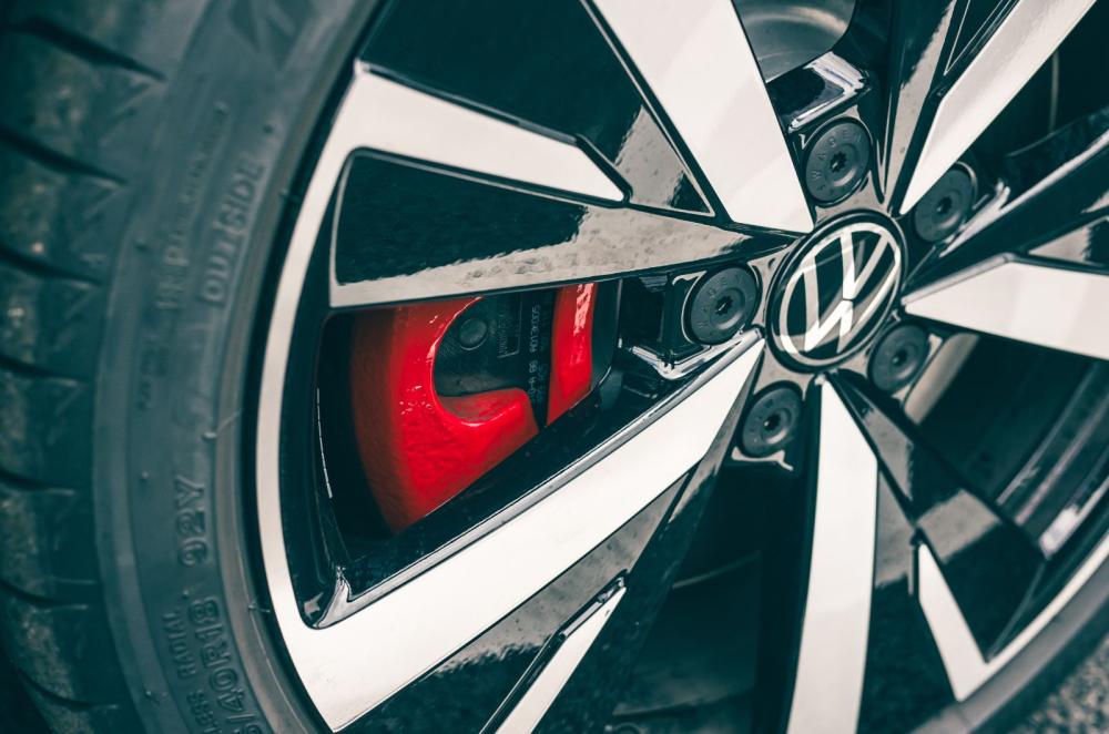 Volkswagen Golf GTE exterior details