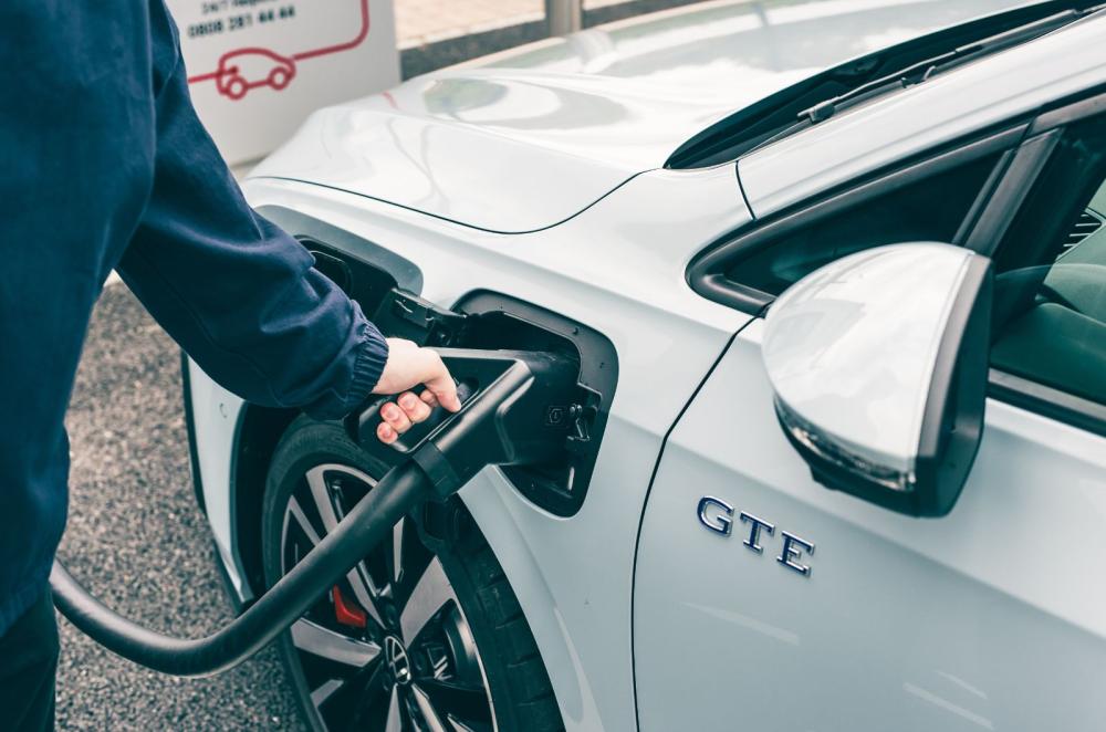 Volkswagen Golf GTE exterior details