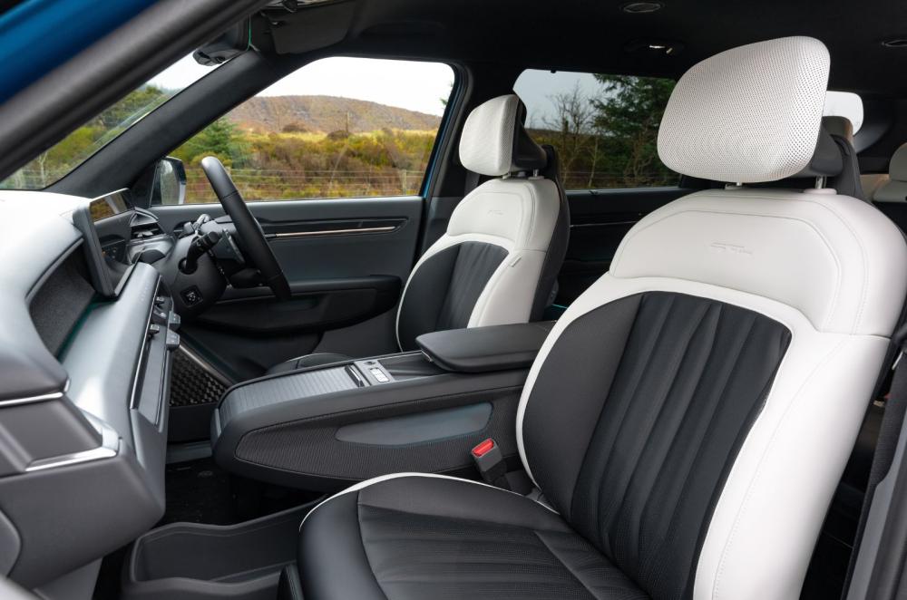 Kia EV9 interior seats