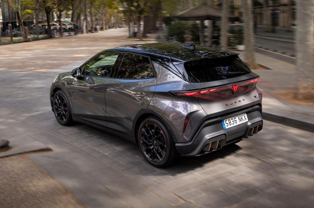 Cupra Raval rear dynamic