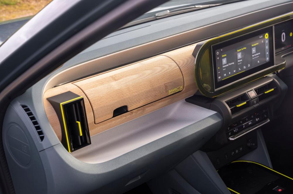 Fiat Grande Panda hybrid interior details
