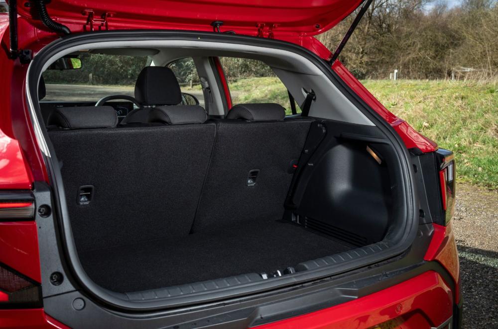 Kia Stonic boot space