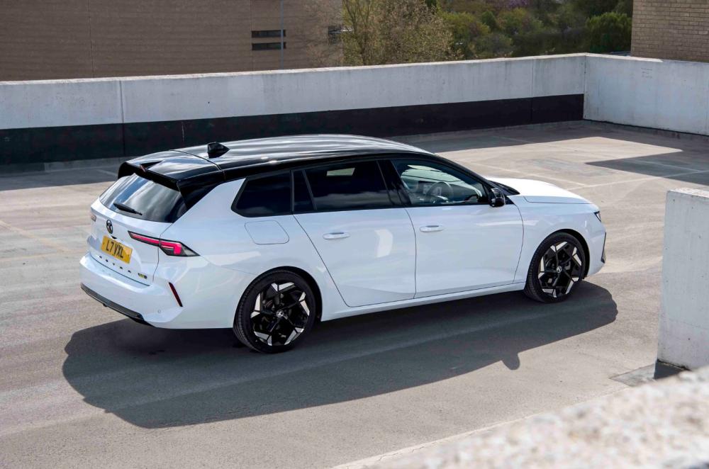 Vauxhall Astra Sports Tourer rear three quarter static