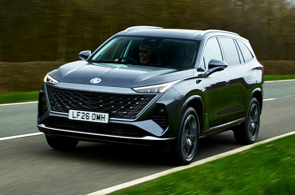 MG S9 PHEV front dynamic