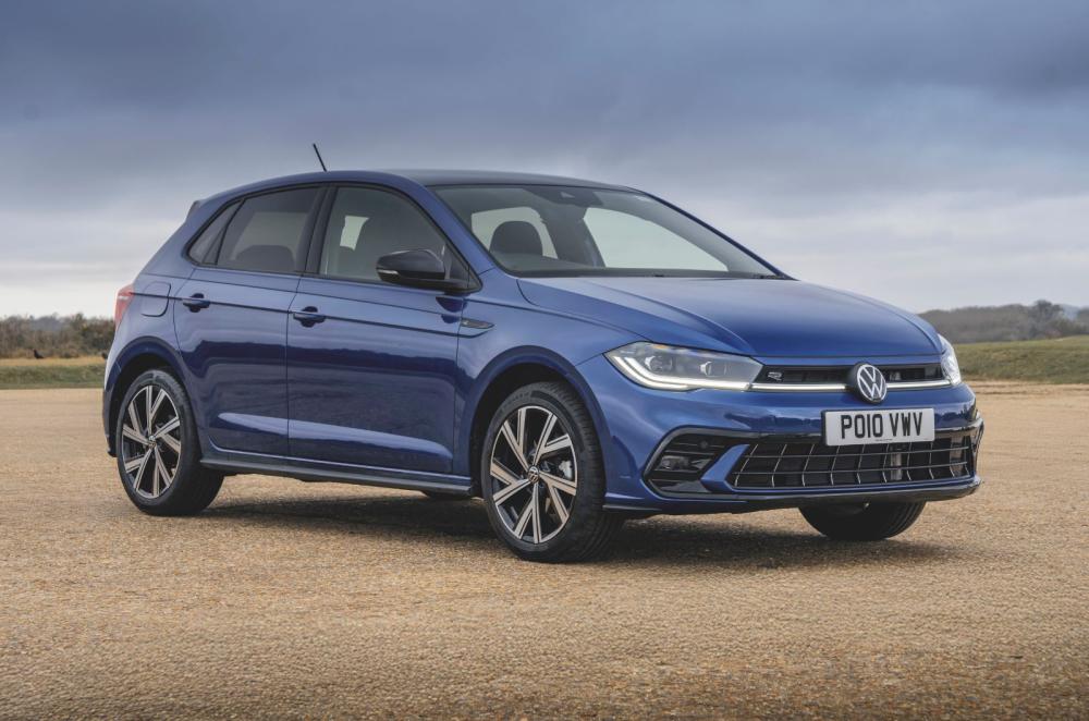 Volkswagen Polo Black Edition exterior still front