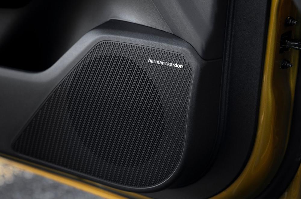 Kia K4 interior details