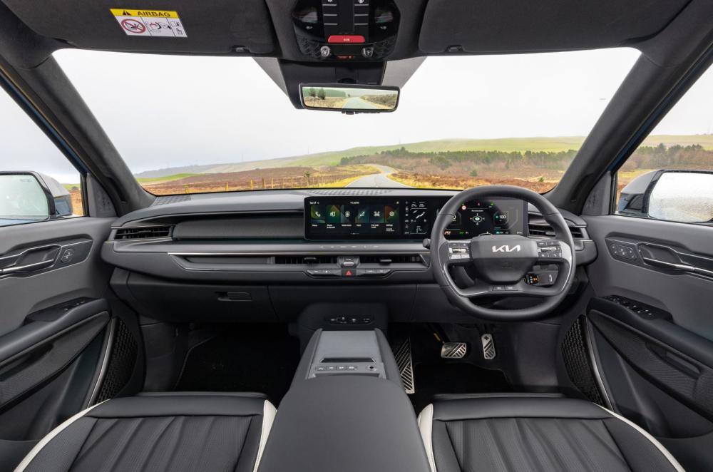 Kia EV9 dashboard