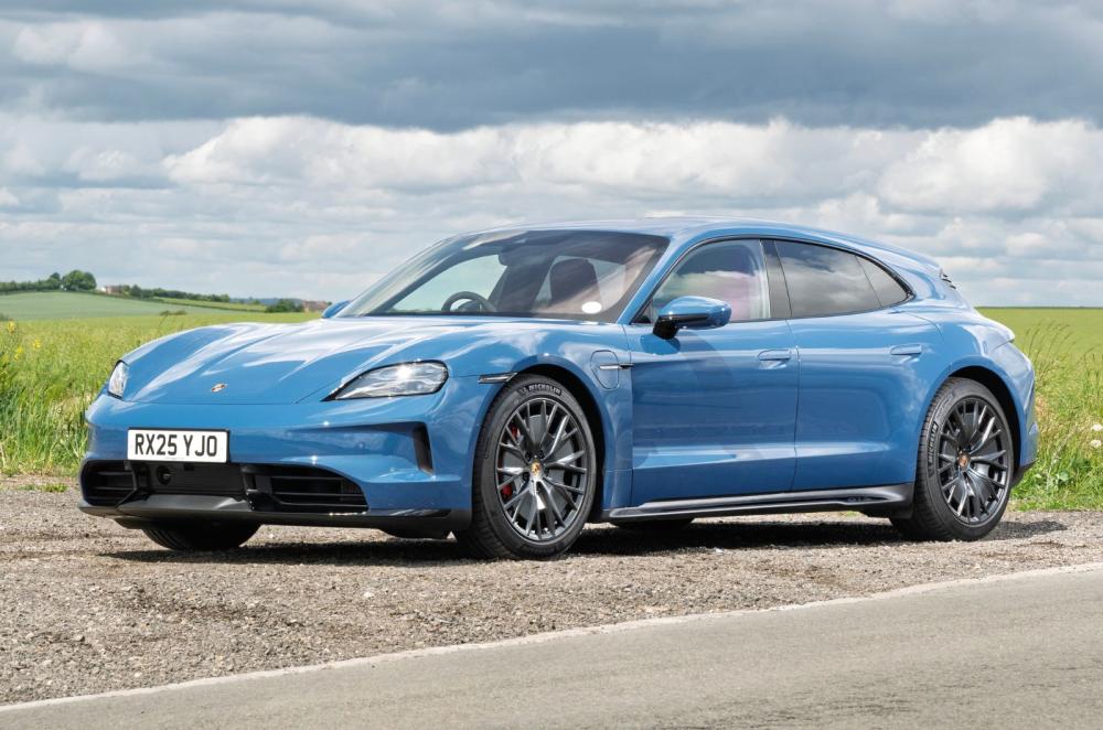 Porsche Taycan Sport Turismo GTS exterior still