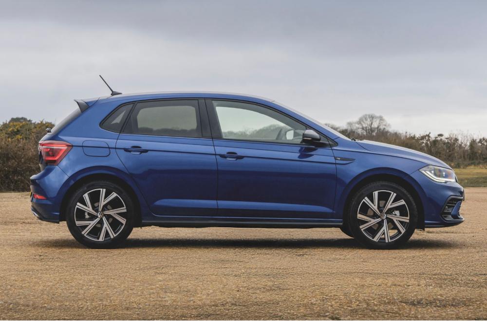Volkswagen Polo Black Edition exterior still side profile