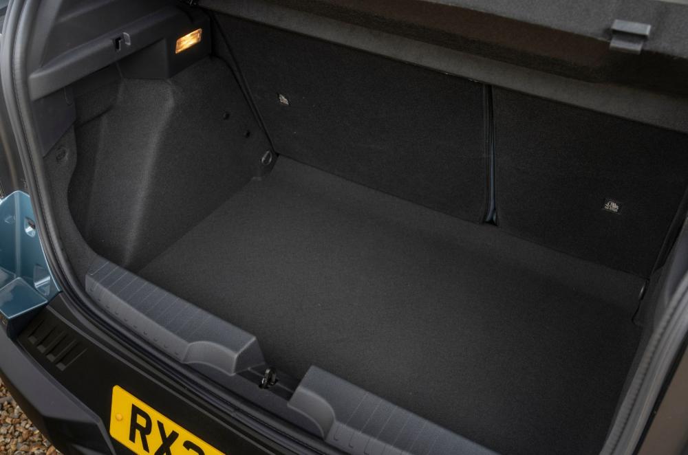 Fiat Grande Panda Hybrid boot